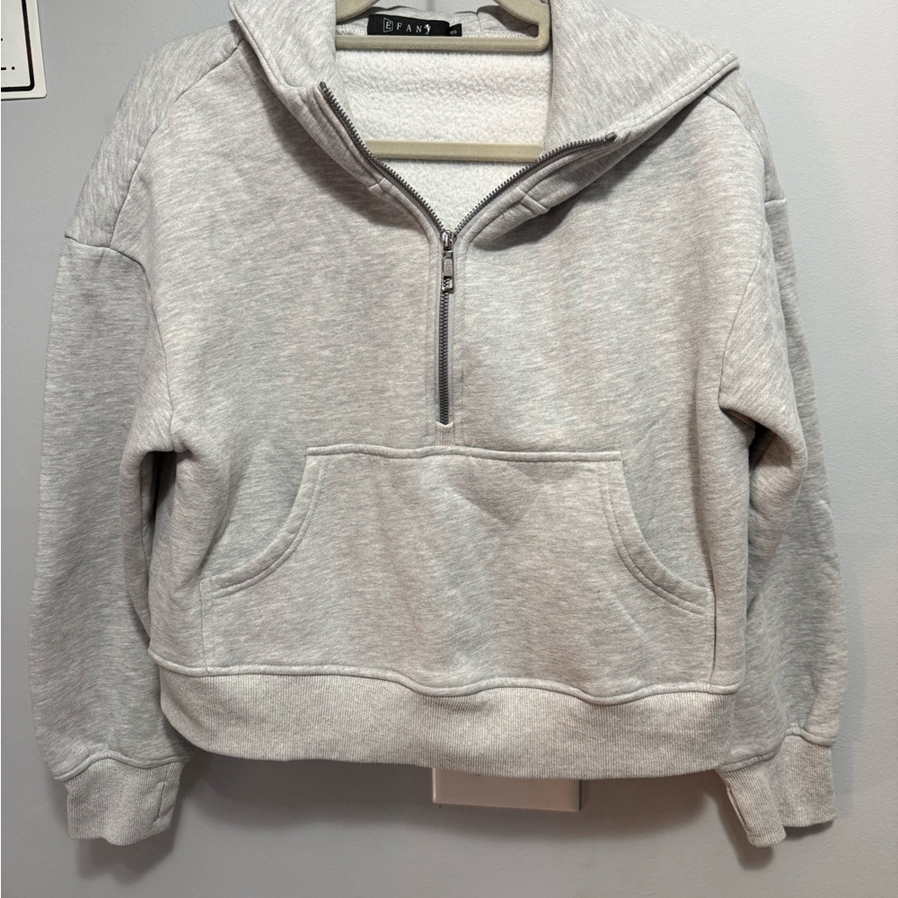 Cropped Zip Up